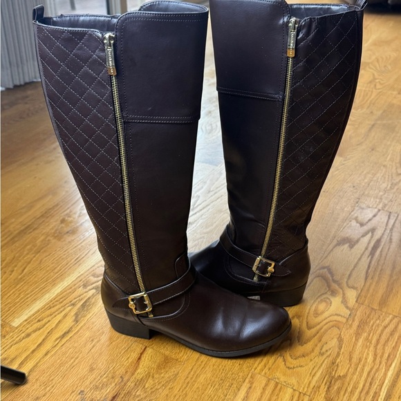 Boots Luz Clairborne Brown Knee-High Leather Boots - Picture 2 of 11